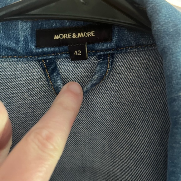 Women’s Jean Jacket - Picture 4 of 4